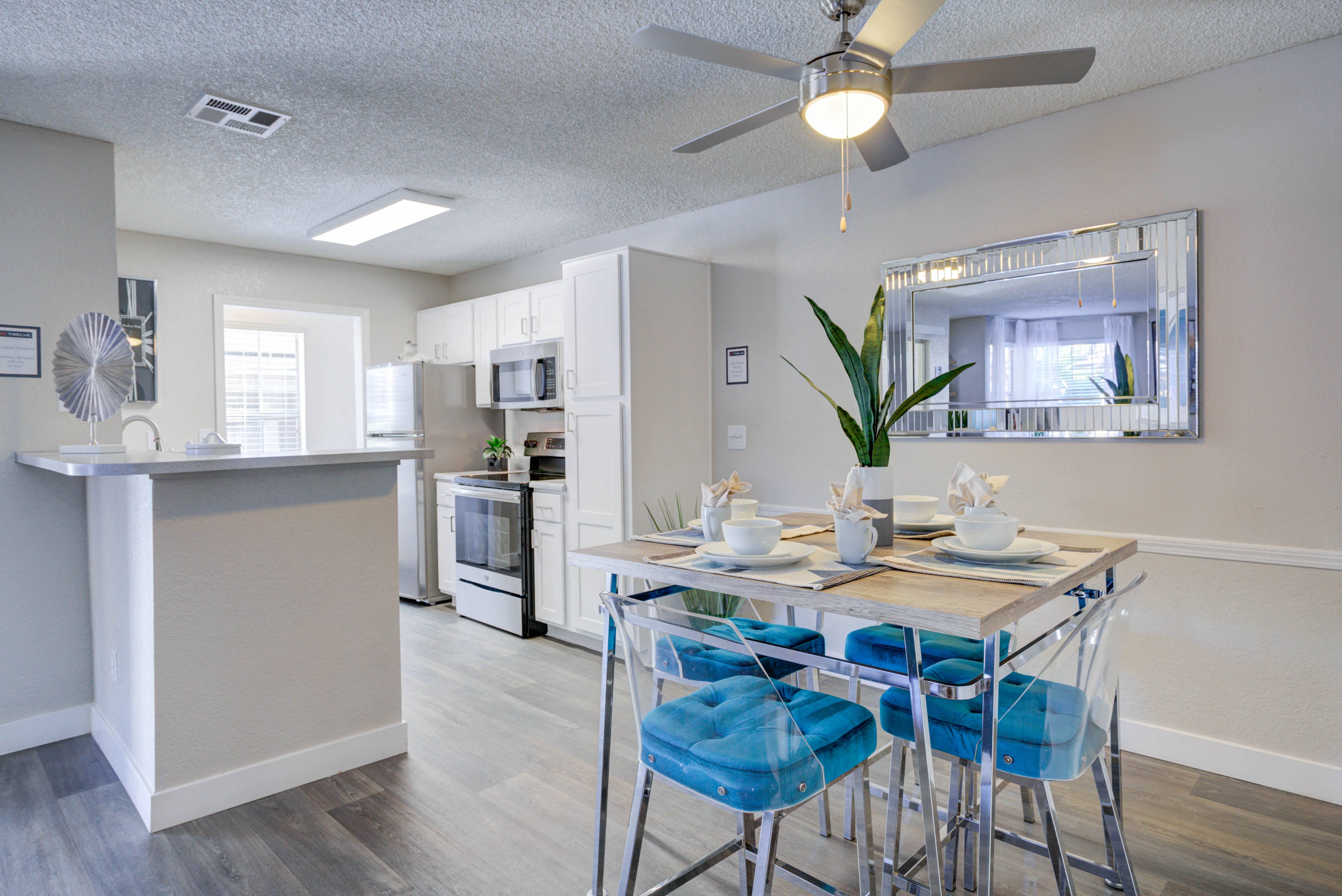 23 Twelve Image 18